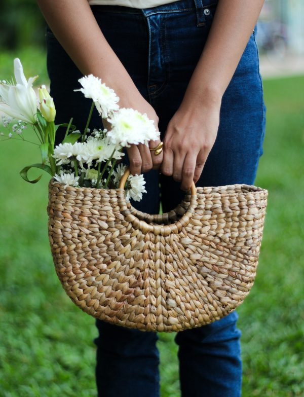 Crescent | Natural Hyacinth Bag